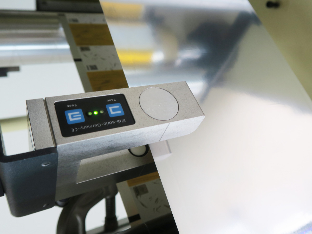 Sensor Ultrasónico de Bordes di-soric Sensor Ultrasónico de Bordes di-soric